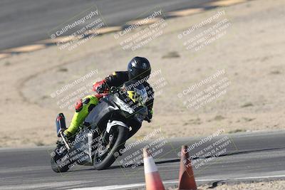 media/Oct-30-2025-Racers Edge (Thu) [[dabbdaf680]]/3-B Group/Session 2 (Bowl Exit)/